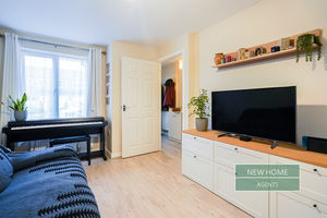 Photo 8- click for photo gallery